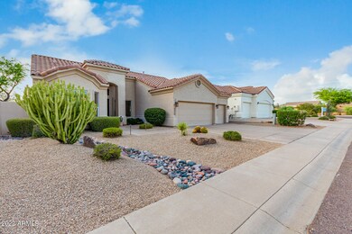 Single story home in 85331.