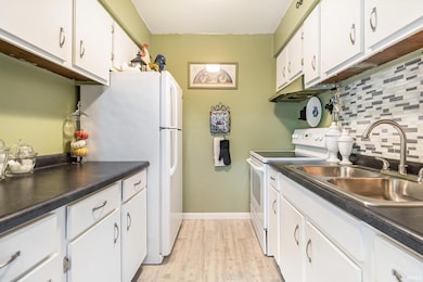 2500 Topsfield #922 Rd, South Bend, IN 46614 - photo 4