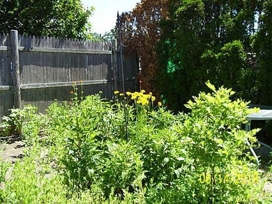 11 Calaman Rd, Cranston, RI 02910 - photo 3