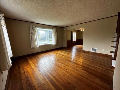 604 Mohawk St, Allentown, PA 18103 - photo 5