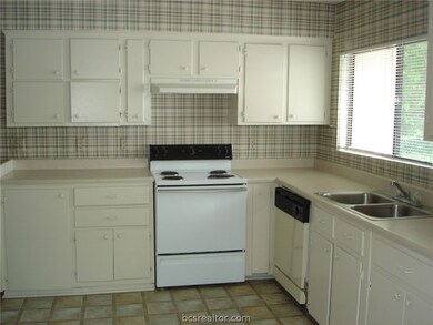 1601 Lemon Tree Ln, College Station, TX 77840 - photo 4