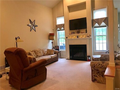 5510 Briar Ln, Whitehall, PA 18052 - photo 6