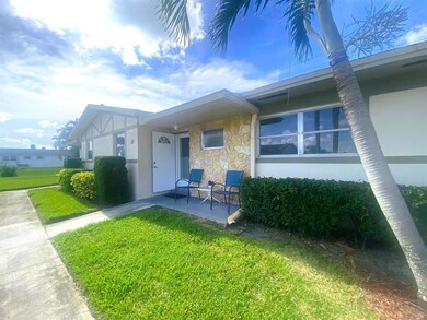 2591 Emory Dr W unit M, West Palm Beach, FL 33415 - photo 3