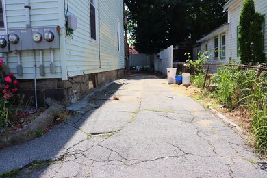 62 Holly St, Lawrence, MA 01841 - photo 6