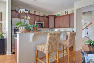 4169 Cambridge Cove Rd-large-006-11-Kitc