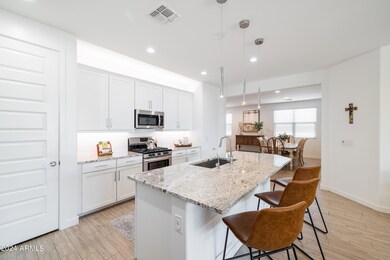 9659 E Twinkle Ave-47
