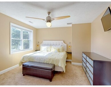 220 Fairmount Ave unit A, Saugus, MA 01906 - photo 6