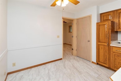 3518 Crestmoor Place, Des Moines, IA 50310 - photo 5