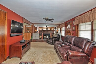 800 W Center St, West Bridgewater, MA 02379 - photo 5