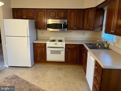 1609 Mount Aetna Rd, Hagerstown, MD 21742 - photo 4