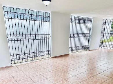 O17 Calle 19 unit 17, San Juan, PR 00924 - photo 5