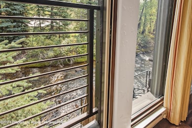 ChateauRoaringForkUnit9_HiRes_200916013