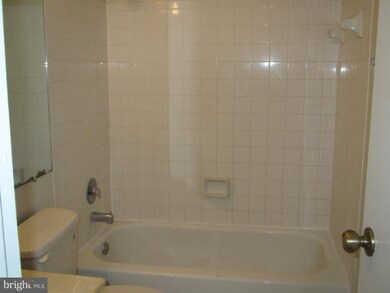 7420 Rokeby Dr unit 3-3, Manassas, VA 20109 - photo 6