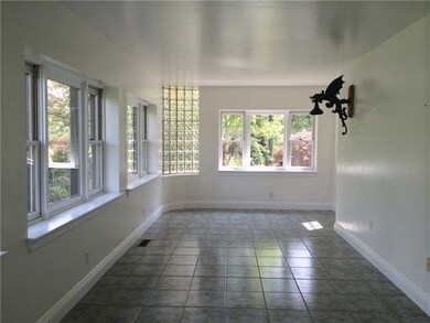 Sunroom.