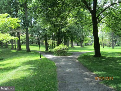 3321 S Leisure World Blvd unit 981D, Silver Spring, MD 20906 - photo 3