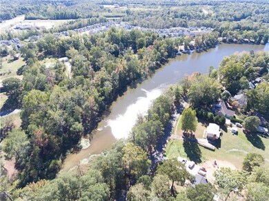 412 Lake Shore Dr, Fort Mill, SC 29715 - photo 2