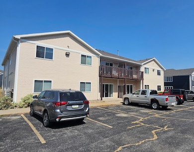 4524 Steinbeck St, Ames, IA 50014 - photo 2