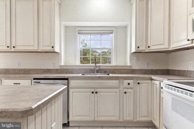 26 Antis St, Pemberton, NJ 08068 - photo 4