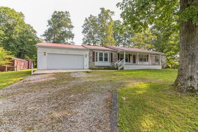 215 Norman Dr, Crossville, TN 38571 - photo 2
