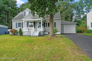 3-web-or-mls-1031-wavell-rd
