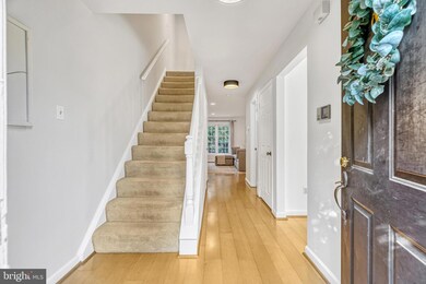 2715 Shawn Leigh Dr, Vienna, VA 22181 - photo 2