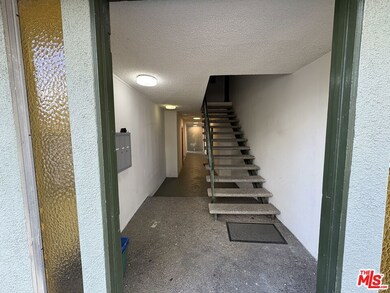 836 Ashland Ave, Santa Monica, CA 90405 - photo 5