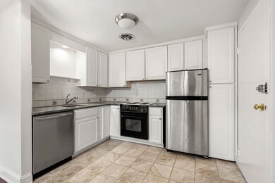 1105 Lexington St unit 6-1, Waltham, MA 02452 - photo 2