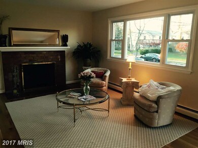 6713 Moly Dr, Falls Church, VA 22046 - photo 2