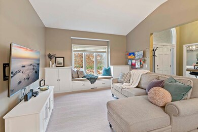 6215 Addington Ct, Eden Prairie, MN 55346 - photo 2