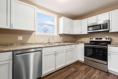 1184 Carolyn Ave, Columbus, OH 43224 - photo 6