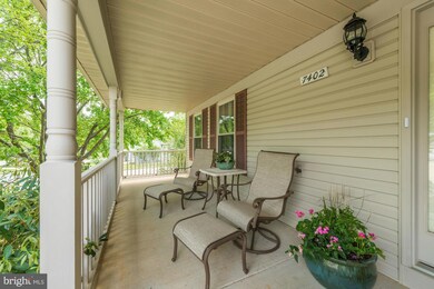 7402 Barkers Ct, Springfield, VA 22153 - photo 4