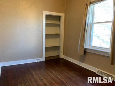 1519 W 7th St, Davenport, IA 52802 - photo 6