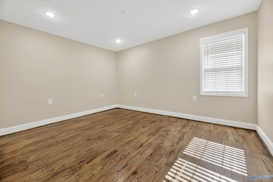 521 Clubview Dr, Gadsden, AL 35905 - photo 7