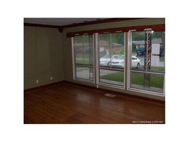 3310 Crestwood Dr, New Albany, IN 47150 - photo 3