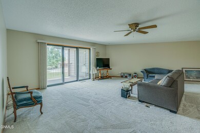 3333MontrealSt302_0029