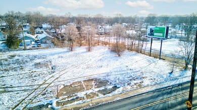 2009 Massachusetts Ave, Indianapolis, IN 46218 - photo 5