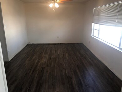 711 W Dormard Ave, Midland, TX 79705 - photo 2