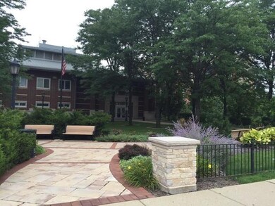 642 W Belden Ave, Elmhurst, IL 60126 - photo 4