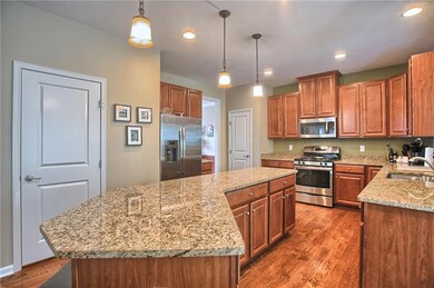 Large, upgraded kitchen with gourmet island