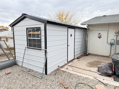 948 N 2050 East Cir, Saint George, UT 84770 - photo 5