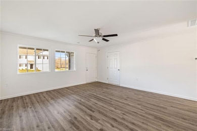 3506 Swanley Dr, Greensboro, NC 27405 - photo 5