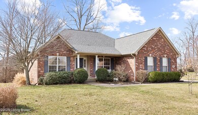 416 Davenport Dr, Louisville, KY 40245 - photo 2