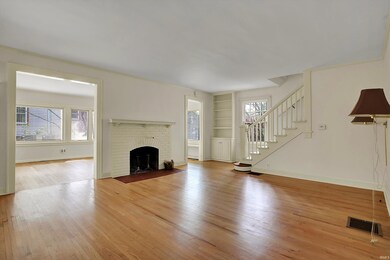 904 E 1st St, Bloomington, IN 47401 - photo 2