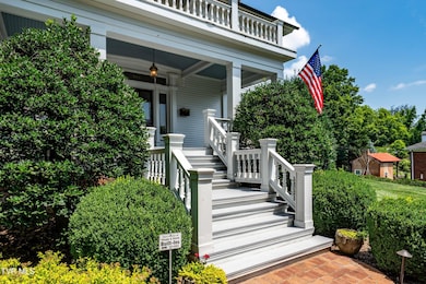 300 W. Main St (32 of 145)