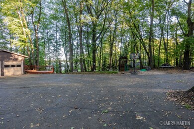 7161 McCords Ave SE-35