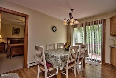 144 Underwood Ln, Hamlin, PA 18427 - photo 6