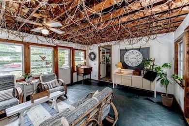 8 Maple Ave, Newton, NH 03858 - photo 4