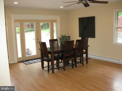 892 Spring City Rd, Phoenixville, PA 19460 - photo 7