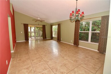 SPACIOUS LIVING/DINING ROOM