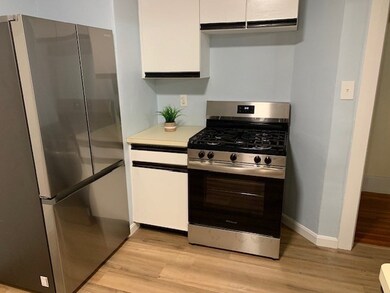 581 South St unit 1, Roslindale, MA 02131 - photo 2